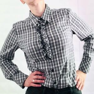 🌿 2/40$ Jacob button down shirt with ruffl…